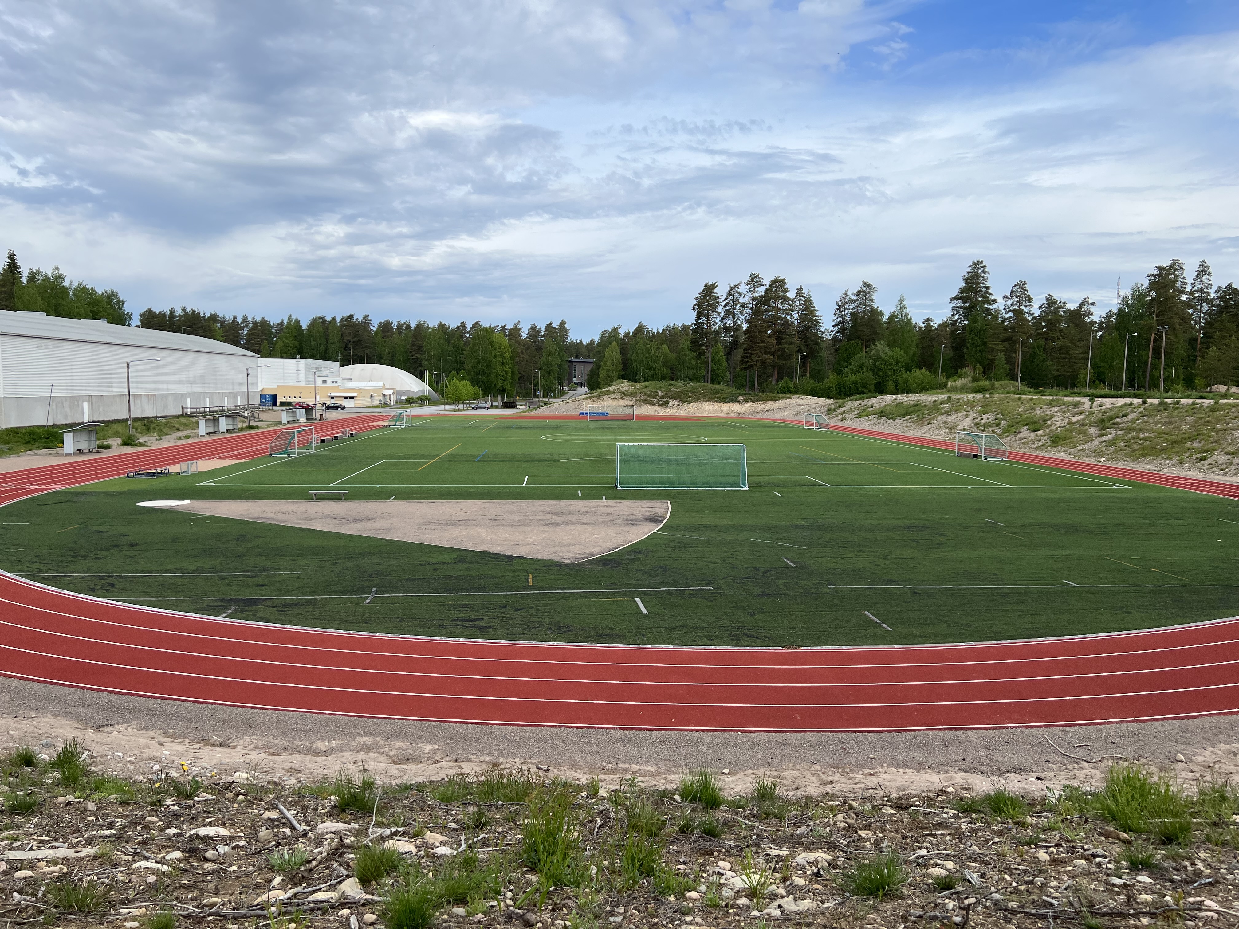 Savitaipaleen urheilukenttä.